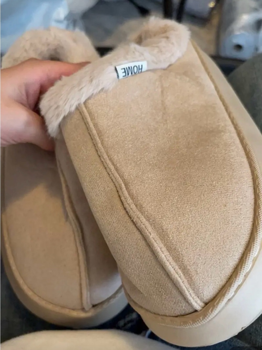 Elegant Faux-Fur Lined Slip-On Slippers in Beige